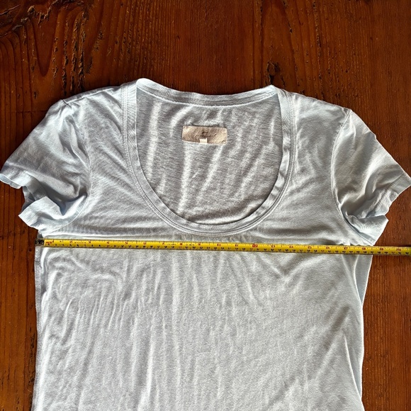 7 For All Mankind Blue Scoop Neck T-Shirt Size Medium, Short Sleeve - Picture 6 of 8